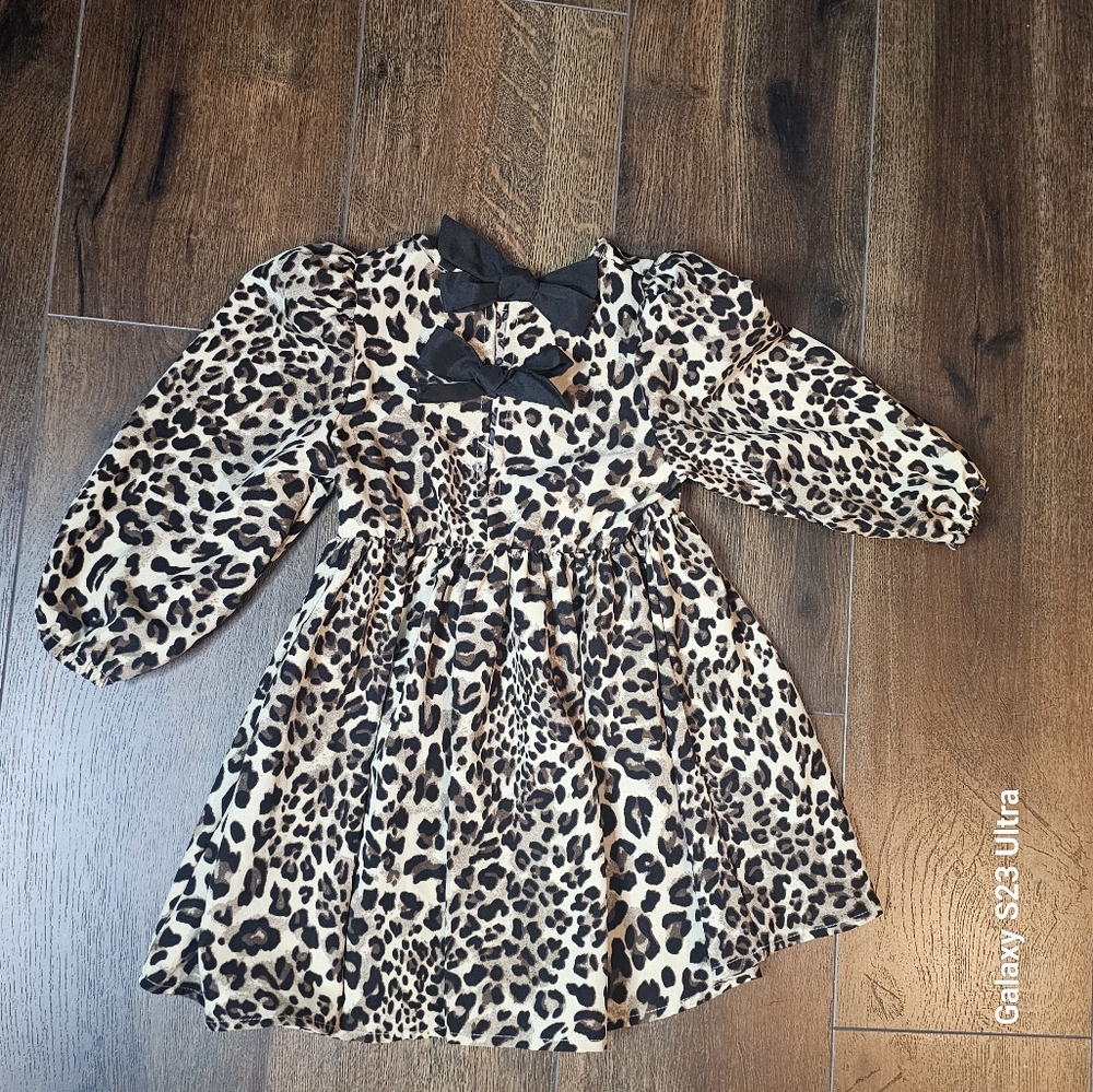 Size 4 Assorted Girls' Dresses Collection. Take Your Pick. - Picture 6 of 9